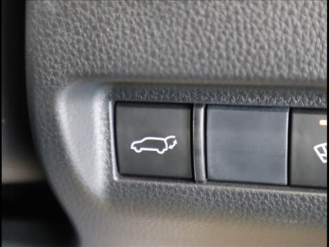 TOYOTA HARRIER 2WD 2020 Image 31