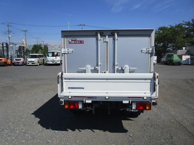 ISUZU ELF 2014 Image 31