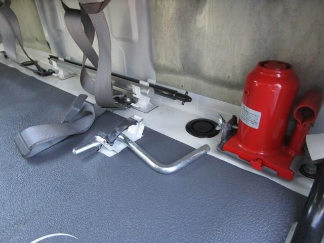 ISUZU ELF 2014 Image 31