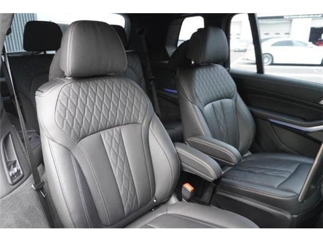 BMW X7 2020 Image 31