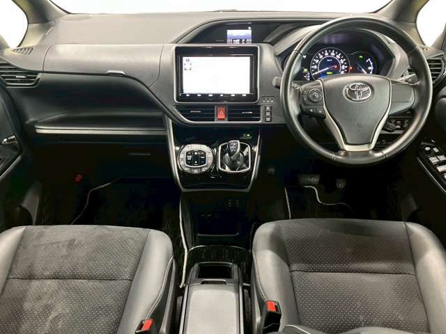 TOYOTA VOXY HYBRID 2021 Image 31