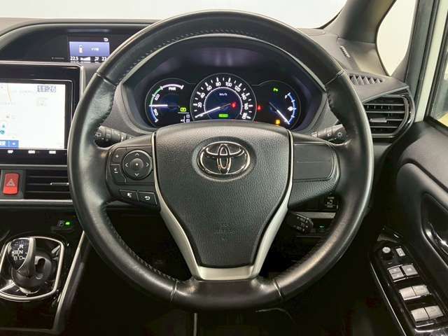 TOYOTA VOXY HYBRID 2021 Image 31