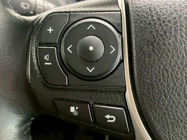 TOYOTA VOXY HYBRID 2021 Image 31