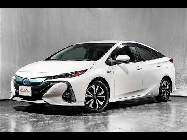 TOYOTA PRIUS PHV 2018 Image 31