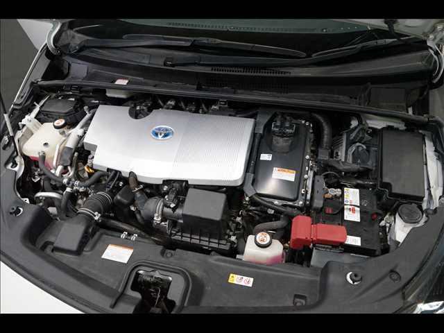 TOYOTA PRIUS PHV 2018 Image 31