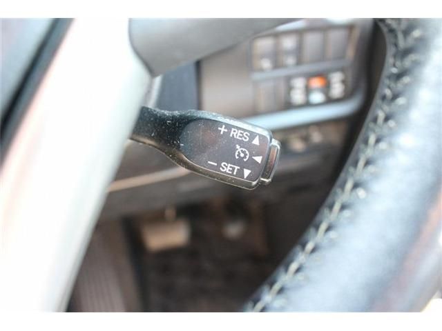 TOYOTA NOAH 2017 Image 31