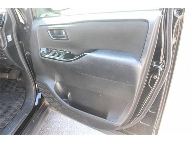 TOYOTA NOAH 2017 Image 31