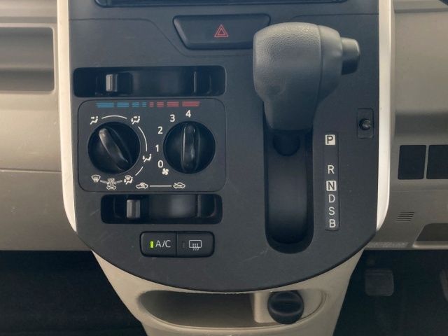 DAIHATSU TANTO 2015 Image 31