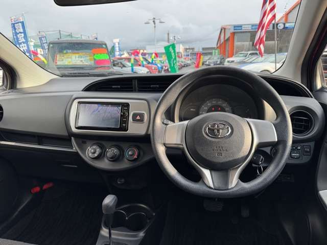 TOYOTA VITZ 2014 Image 31