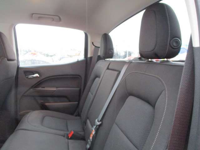 CHEVROLET COLORADO 4 2018 Image 31