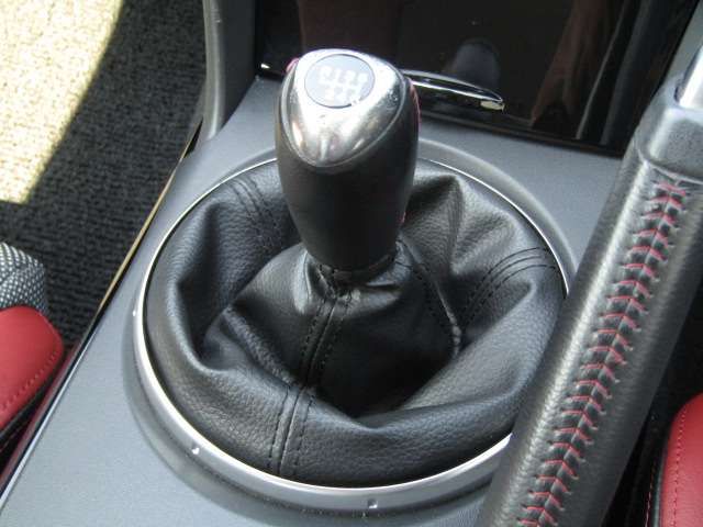 MAZDA RX-8 2012 Image 31