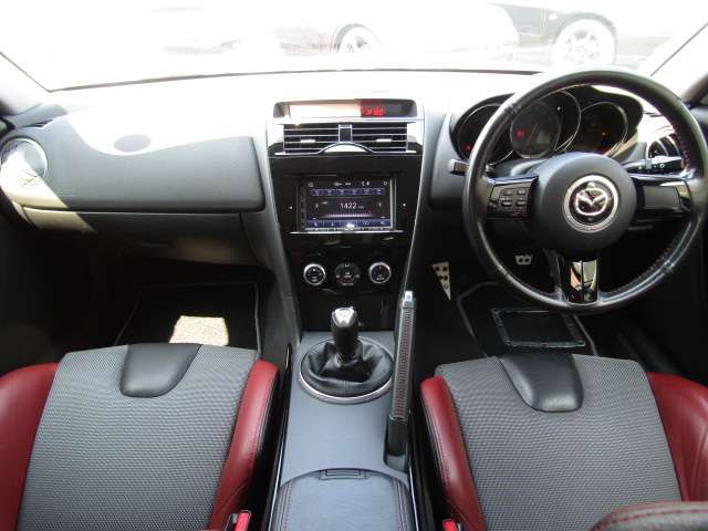 MAZDA RX-8 2012 Image 31