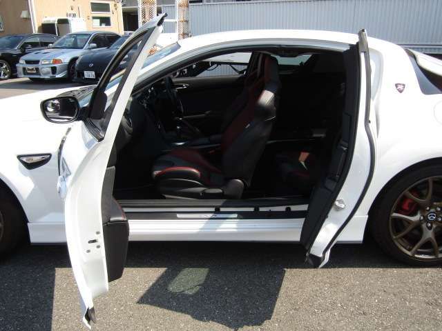 MAZDA RX-8 2012 Image 31