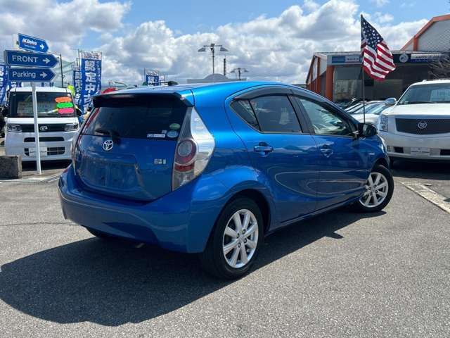 TOYOTA AQUA 2014 Image 31