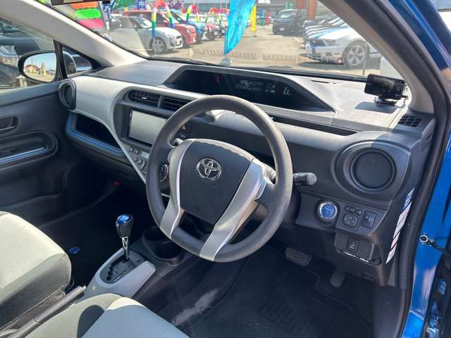 TOYOTA AQUA 2014 Image 31