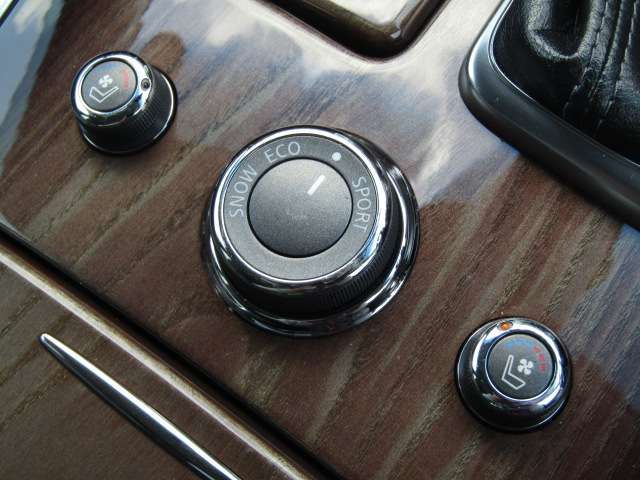 NISSAN CIMA HYBRID 2017 Image 31