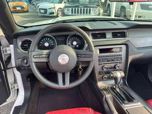 FORD MUSTANG OPEN 2012 Image 31