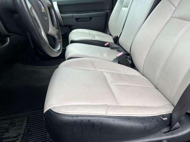 CHEVROLET SILVERADO 2016 Image 31