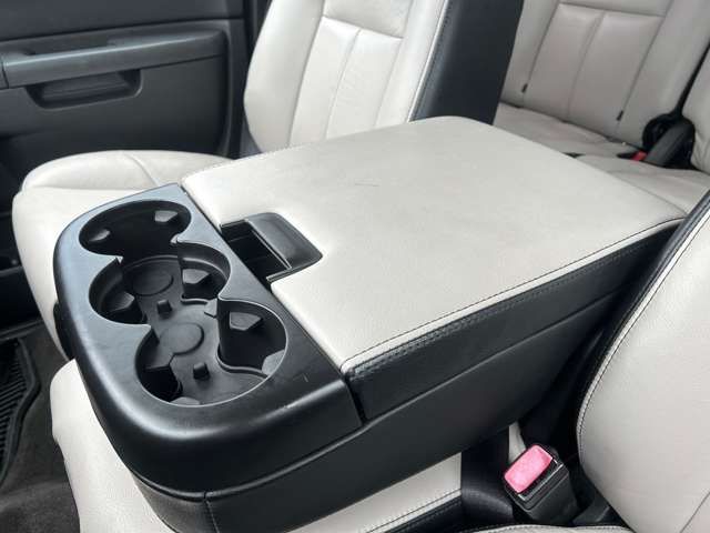 CHEVROLET SILVERADO 2016 Image 31