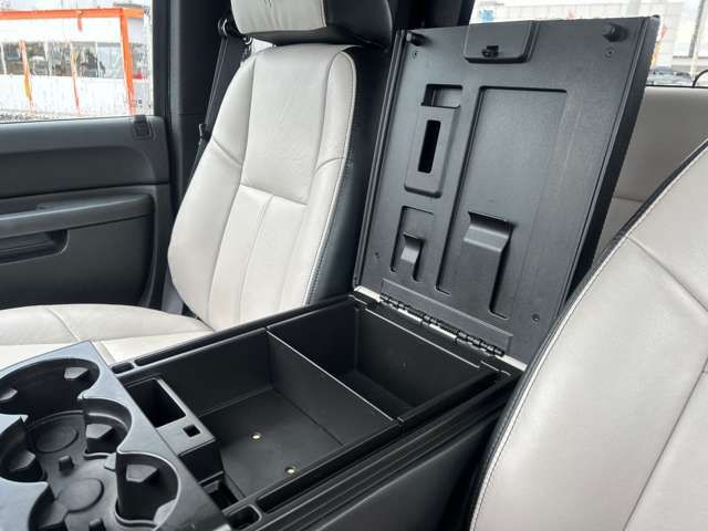 CHEVROLET SILVERADO 2016 Image 31