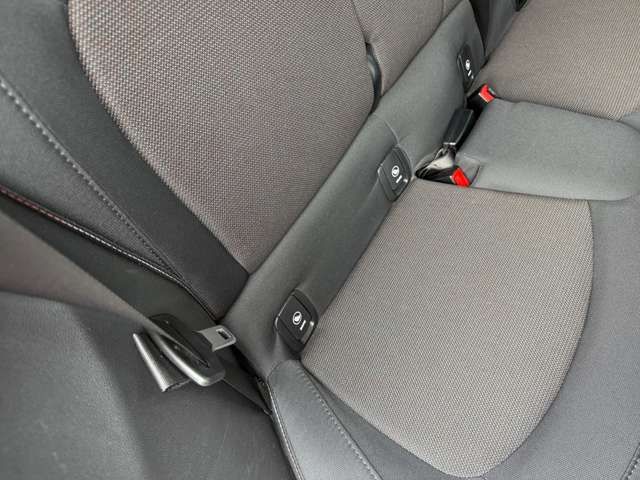 BMW MINI COOPER 5DOO 2018 Image 31