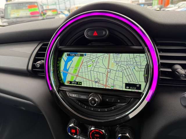 BMW MINI COOPER 5DOO 2018 Image 31