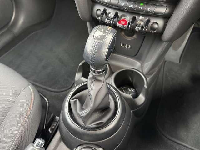 BMW MINI COOPER 5DOO 2018 Image 31