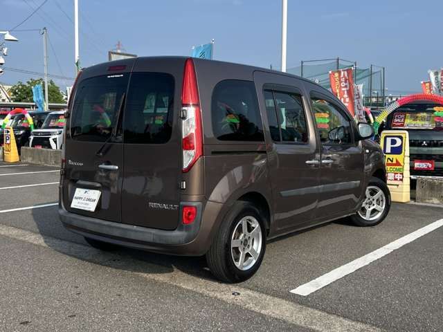 RENAULT KANGOO 2018 Image 31