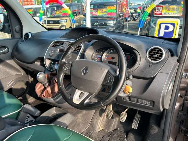 RENAULT KANGOO 2018 Image 31