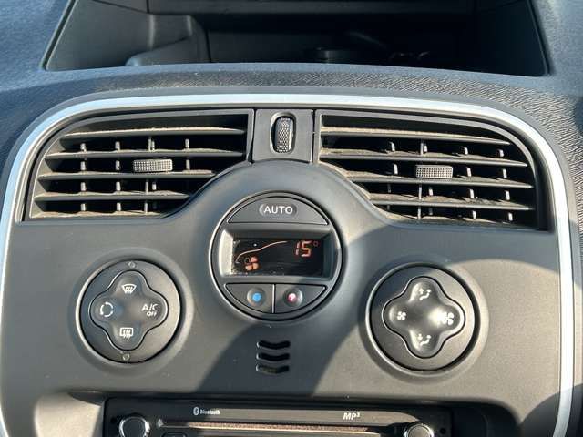 RENAULT KANGOO 2018 Image 31