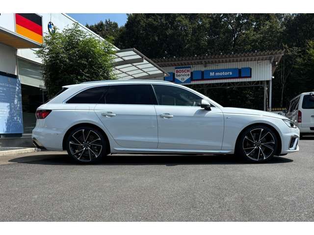 AUDI A4 AVANT 2021 Image 31