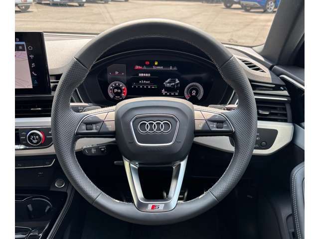 AUDI A4 AVANT 2021 Image 31