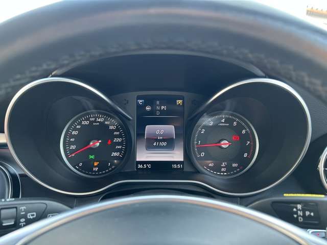 MERCEDES BENZ C CLAS 2015 Image 31