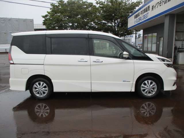 NISSAN SERENA  WG 4WD 2016 Image 31