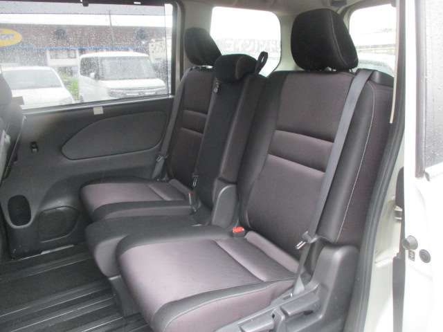 NISSAN SERENA  WG 4WD 2016 Image 31