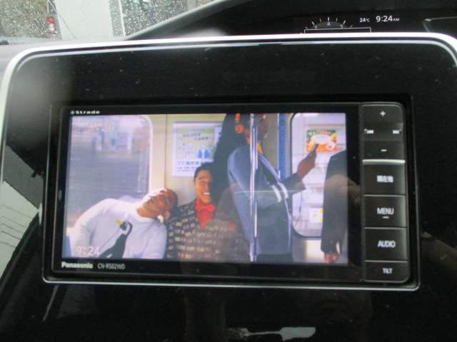 NISSAN SERENA  WG 4WD 2016 Image 31