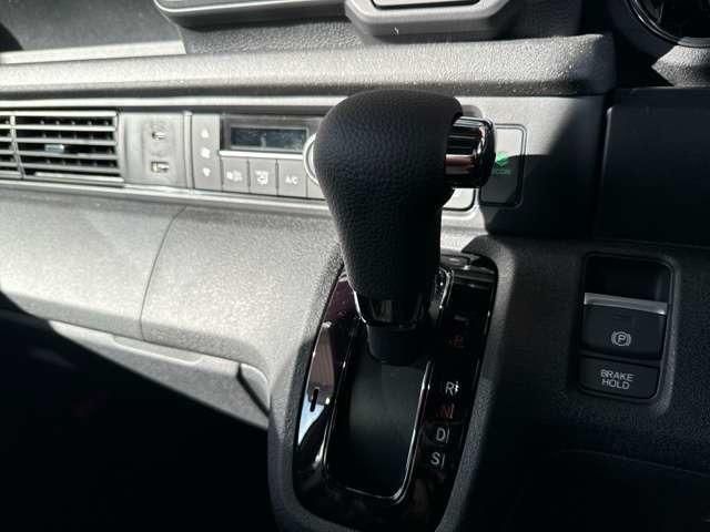 HONDA N BOX CUSTOM 2024 Image 31