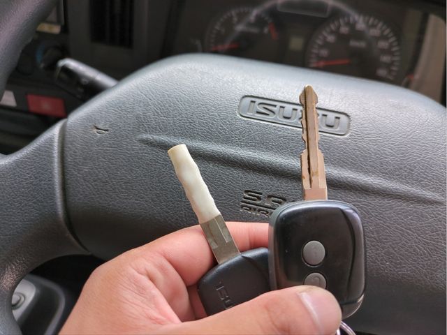 ISUZU ELF 2014 Image 31