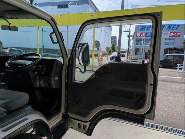 ISUZU ELF 2014 Image 31