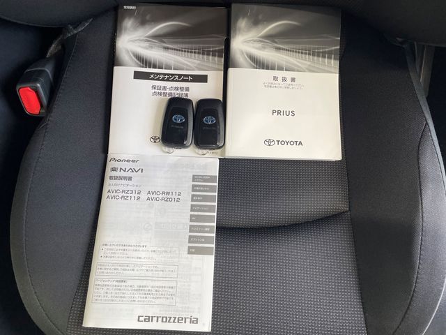 TOYOTA PRIUS 2022 Image 31