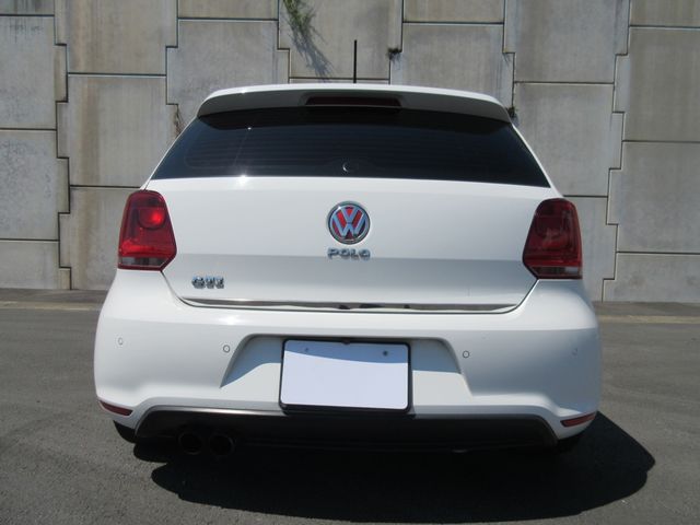 VOLKSWAGEN POLO 2011 Image 31
