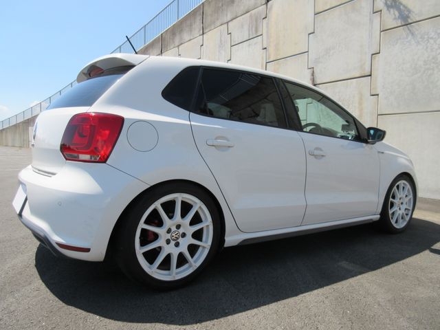VOLKSWAGEN POLO 2011 Image 31