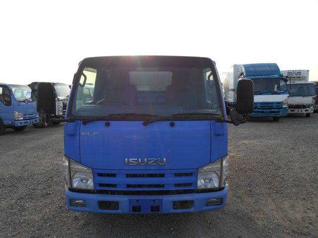 ISUZU ELF 2012 Image 31