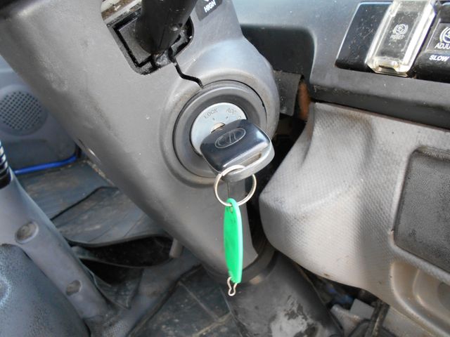 ISUZU ELF 2012 Image 31