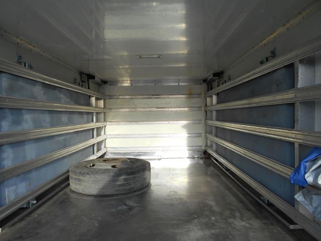 ISUZU ELF 2012 Image 31