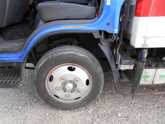 ISUZU ELF 2012 Image 31