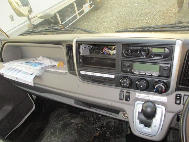 MITSUBISHI CANTER 2017 Image 31