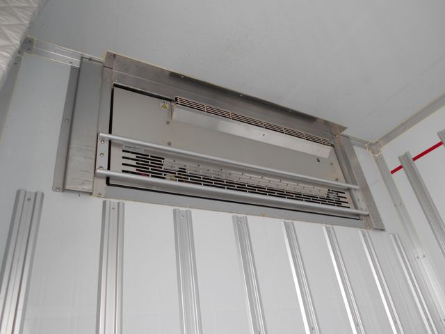 MITSUBISHI CANTER 2017 Image 31