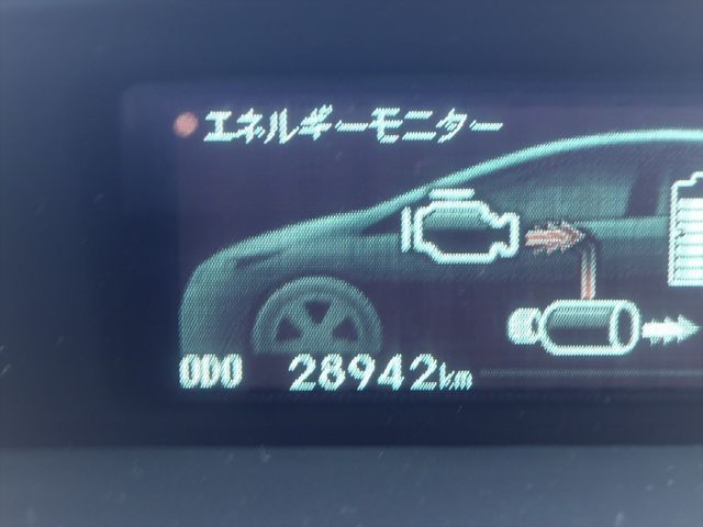 TOYOTA PRIUS 2013 Image 31