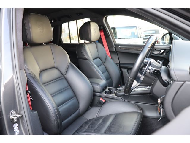 PORSCHE MACAN 2015 Image 31